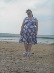 Her er meg i for eksempel det eg går i på stranda